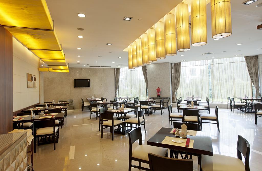 International Conference Hotel Of Nanjing Нанкин Экстерьер фото