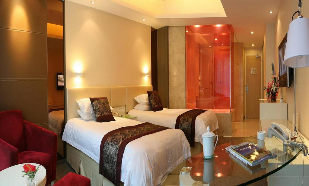 International Conference Hotel Of Nanjing Нанкин Номер фото