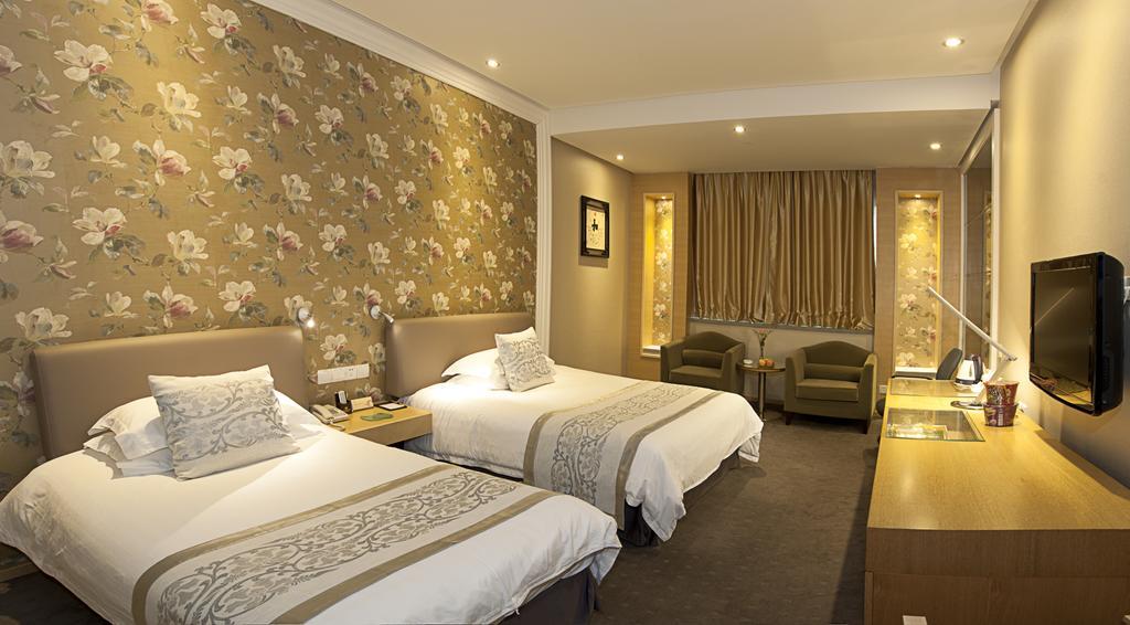 International Conference Hotel Of Nanjing Нанкин Номер фото
